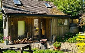 The Cabin At Shambala- Now With Sauna Available To Book!
